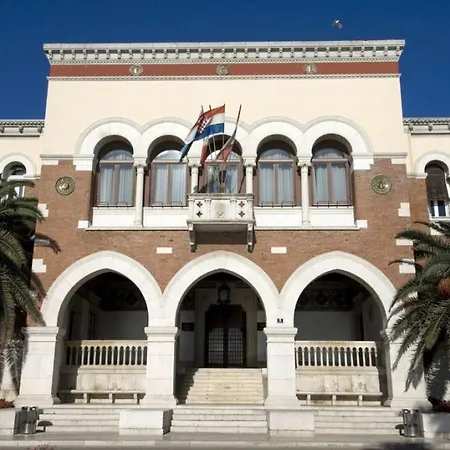 In With Balcony, Air Conditioning, Wifi 4676-6 Porec