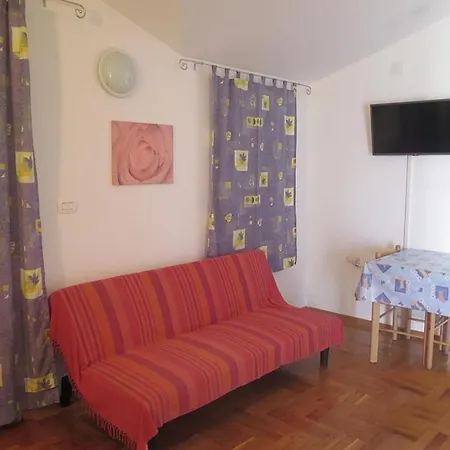 Διαμέρισμα In With Balcony, Air Conditioning, Wifi 4676-6 Πόρετς